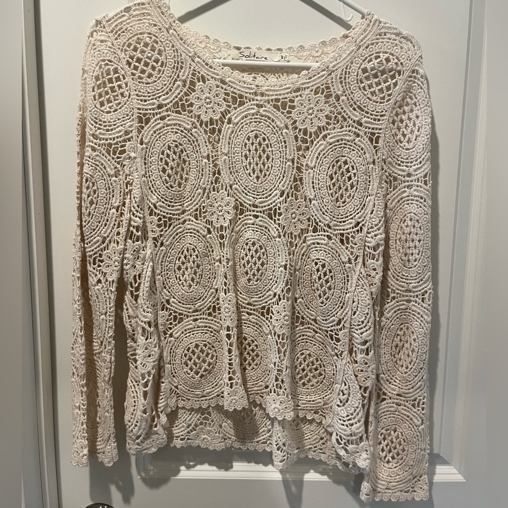 Crochet long sleeve top